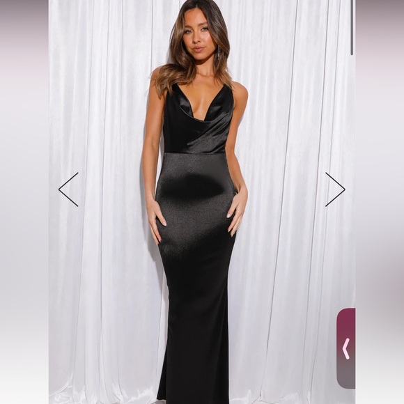 Dress - Picture 1 of 6